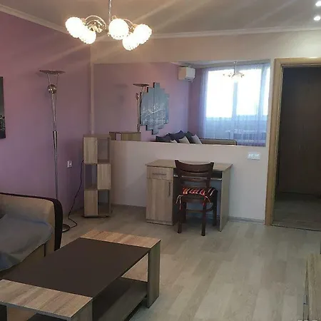 Flora Apartman *